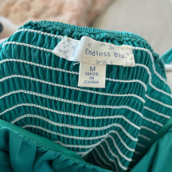 Honey Green Satin Dress, Size Medium. - Picture 8 of 9